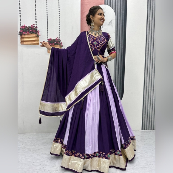 Purple Lehenga Choli for Women Indian Wedding Lehenga Dress Navratri & Party - Picture 4 of 10